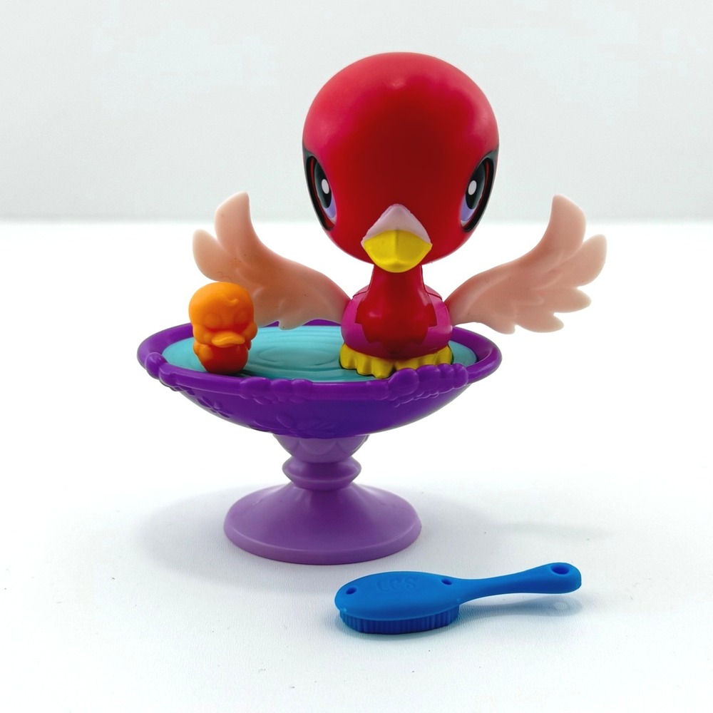 Hasbro Littlest Pet Shop #3361 Swan Magic Motion Splashin' Swan Bath LPS